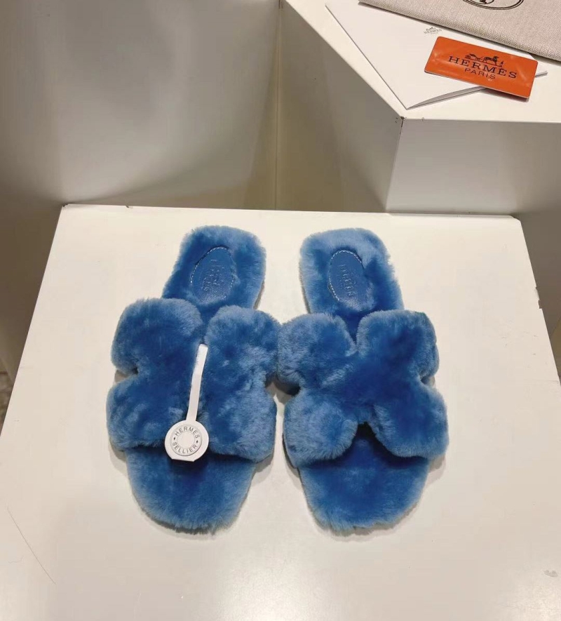 H**mes slippers